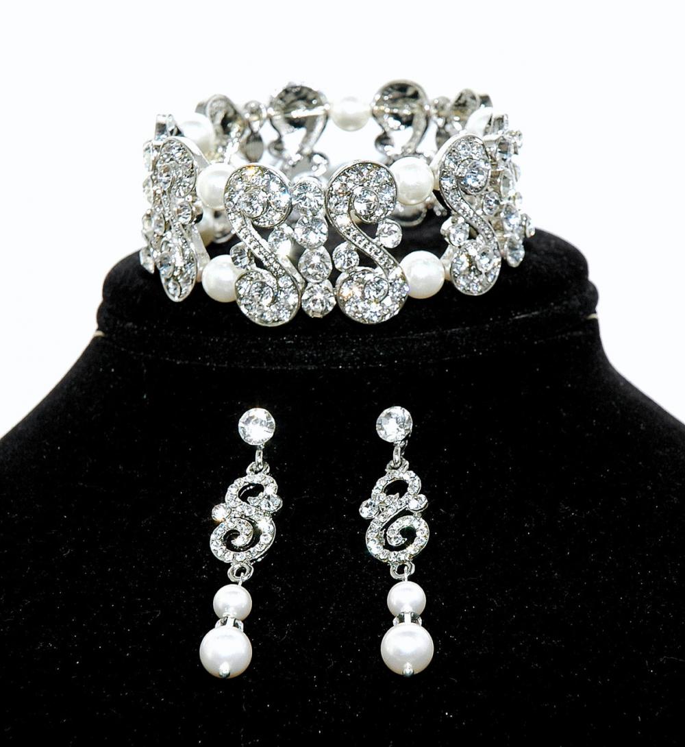 Bridal Bracelet Set - Bridal Rhinestone Earrings - Wedding Pearl J